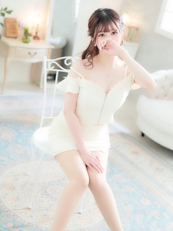 みいな